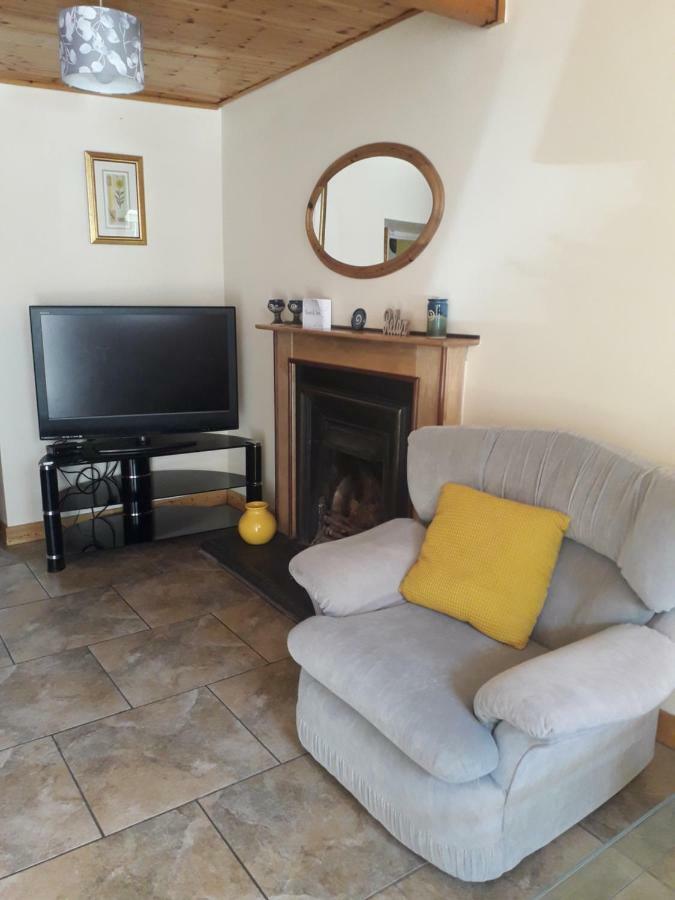 Antig Beag Villa Kilmacthomas Esterno foto